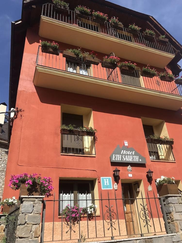 Hotel Saueth Tredós Esterno foto