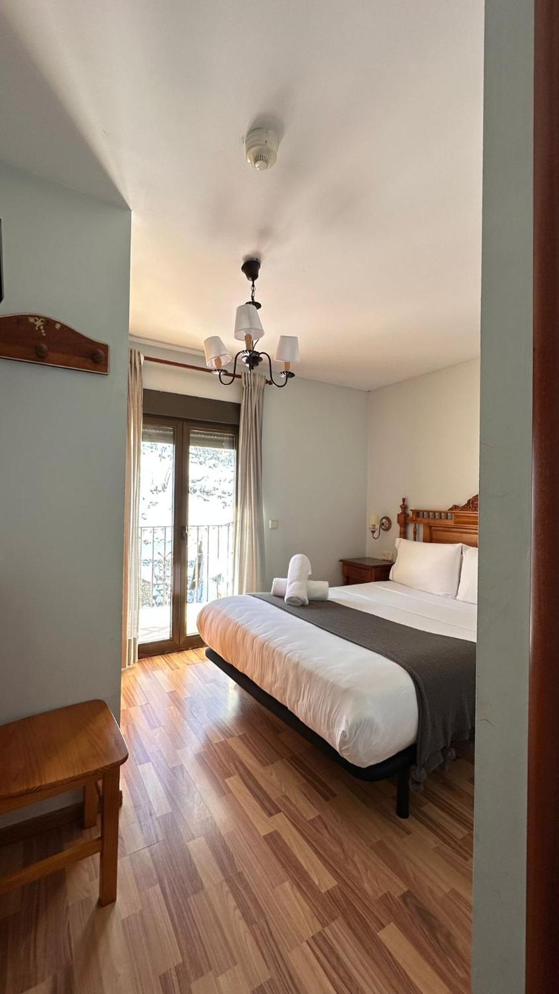 Hotel Saueth Tredós Esterno foto